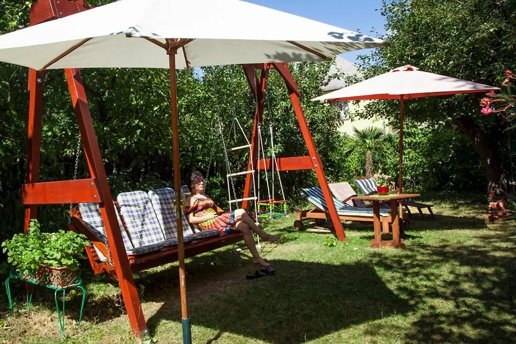 Bacchus Guesthouse Eger Gæstehus