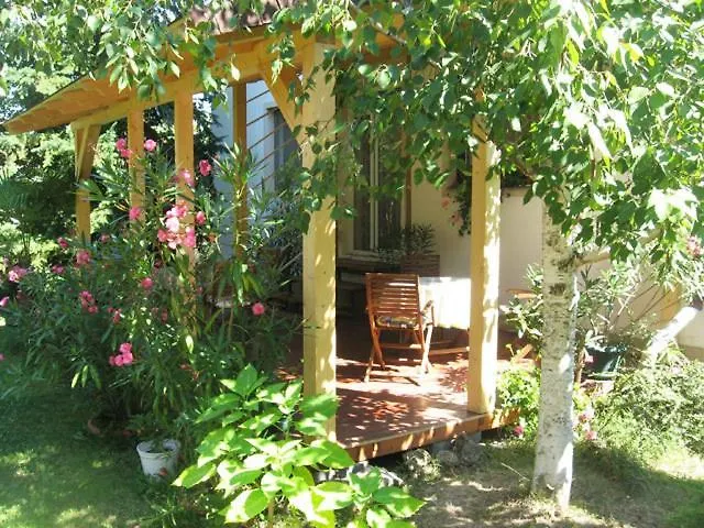 Bacchus Guesthouse Eger Pensjonat